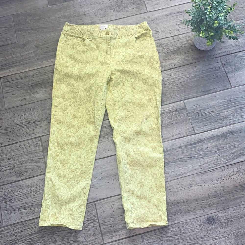 Chico’s lace print stretch ankle pants